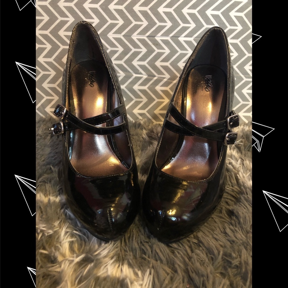 Mossimo size 7 Heels